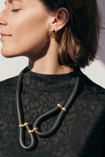 Echo Neckpiece