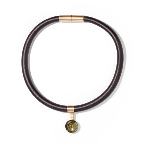 Oblisk Neckpiece