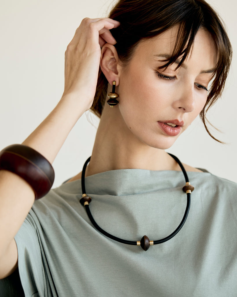 Drift Neckpiece