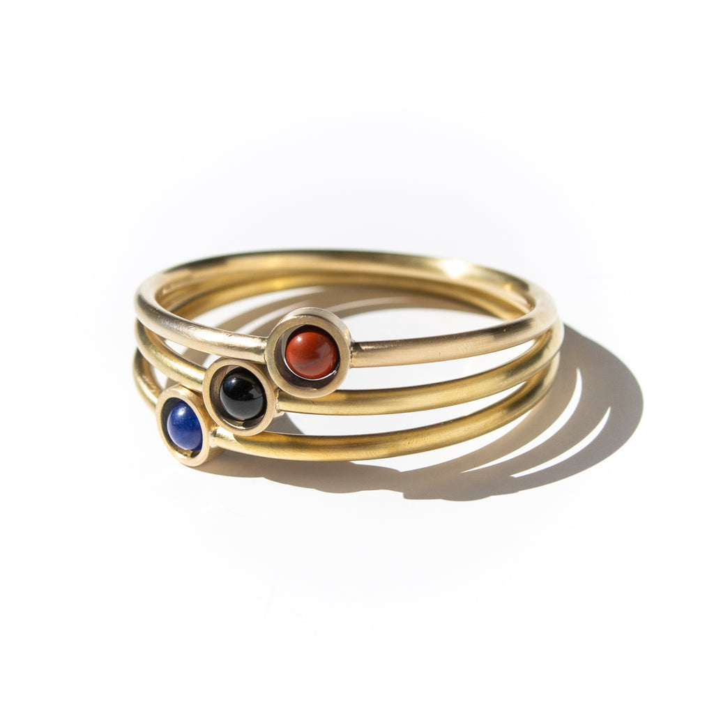 Gold Circle & Gem Bangle