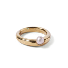 Load image into Gallery viewer, 9ct Yellow Gold Pearl Ring